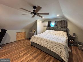 18 Plumtree Road, Levittown PA 19056