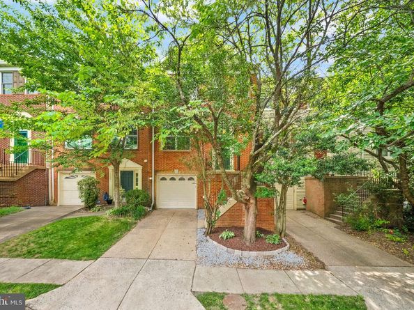 2807 Roesh Way, Vienna VA 22181