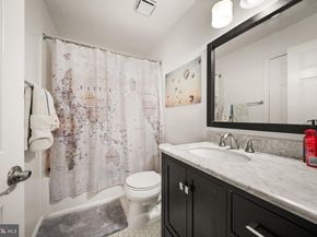2807 Roesh Way, Vienna VA 22181