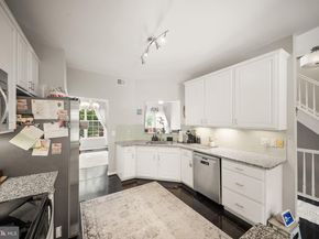 2807 Roesh Way, Vienna VA 22181