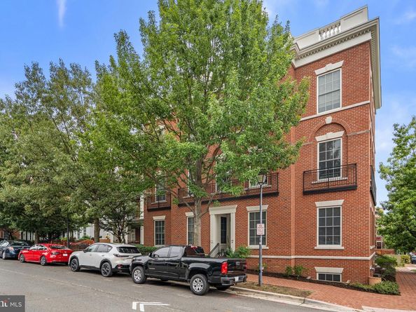 1023 N Royal Street 115, Alexandria VA 22314