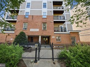 5414 1st Place NW 202, Washington DC 20011