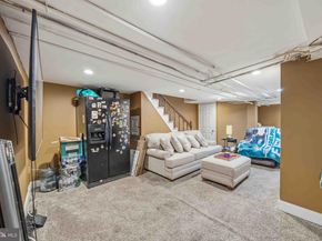 6458 N Smedley Street, Philadelphia PA 19126