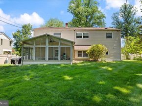 598 Constitutional Drive, Warminster PA 18974
