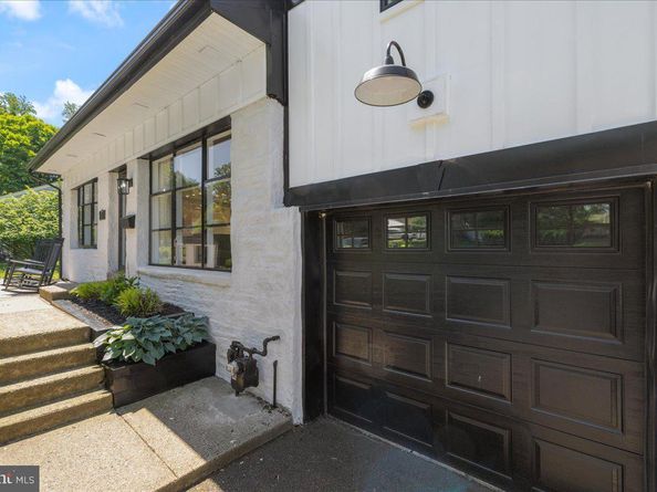 598 Constitutional Drive, Warminster PA 18974