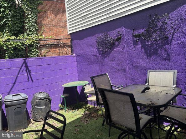 2503 W Oakdale Street W, Philadelphia PA 19132