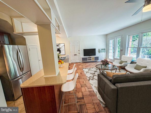 1619 Mount Eagle Place, Alexandria VA 22302
