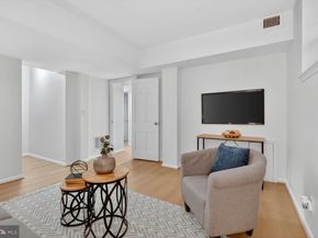 3621 39TH Street NW B320, Washington DC 20016