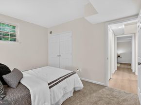 3621 39TH Street NW B320, Washington DC 20016