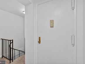 3621 39TH Street NW B320, Washington DC 20016