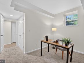 3621 39TH Street NW B320, Washington DC 20016