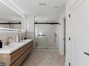 741 N Capitol Street, Philadelphia PA 19130