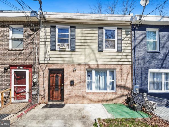5624 Clay Place NE, Washington DC 20019