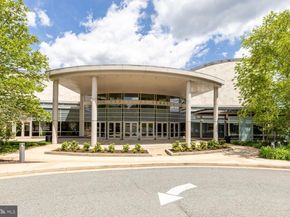 153 Winsome Circle, Bethesda MD 20814