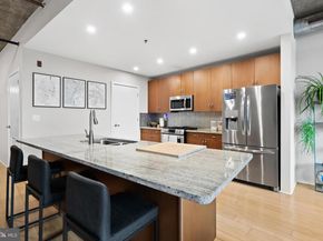 1352 South Street 214, Philadelphia PA 19147