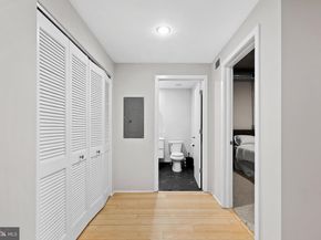 1352 South Street 214, Philadelphia PA 19147