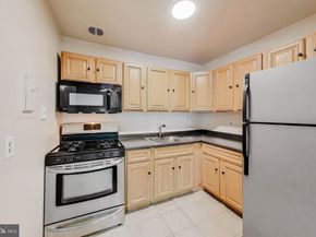 7054 Eastern Avenue NW 204, Washington DC 20012