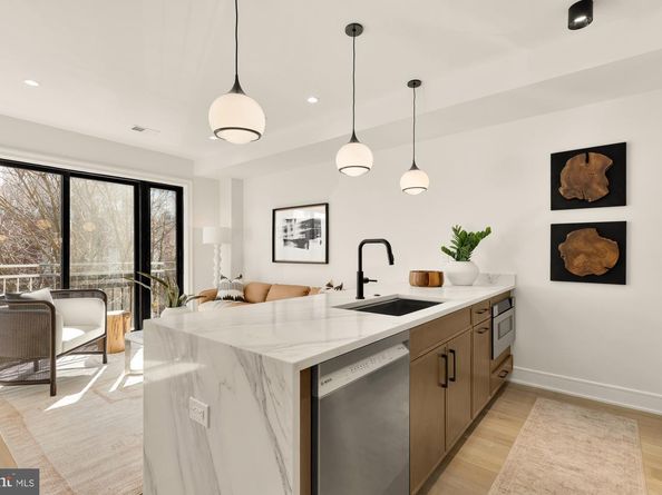 1463 Harvard Street NW PH7, Washington DC 20009