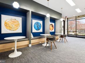 75 S Reynolds Street 108, Alexandria VA 22304