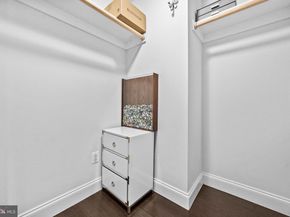 1020 N Highland Street 907, Arlington VA 22201