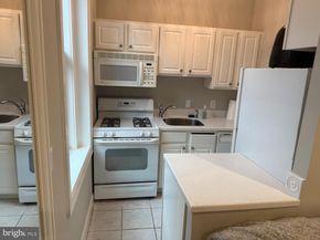 333 2nd Street NE 305, Washington DC 20002