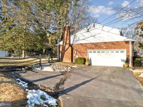 306 S Providence Road, Wallingford PA 19086