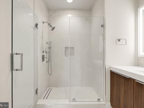 1427 Rhode Island Avenue NW 402, Washington DC 20005