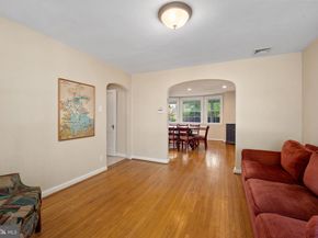 209 Bryn Mawr, Bala Cynwyd PA 19004