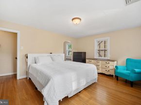 209 Bryn Mawr, Bala Cynwyd PA 19004