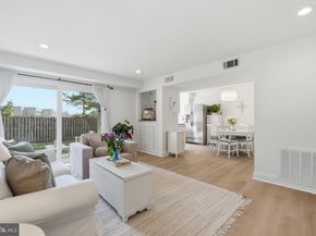 7725 Inversham Drive 144, Falls Church VA 22042