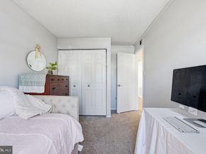 7725 Inversham Drive 144, Falls Church VA 22042