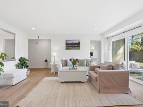 7725 Inversham Drive 144, Falls Church VA 22042