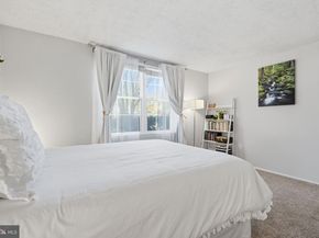 7725 Inversham Drive 144, Falls Church VA 22042