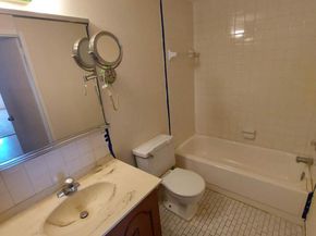 5100 Convent Lane 222, Philadelphia PA 19114