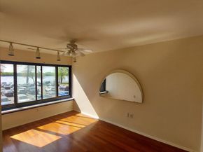 5100 Convent Lane 222, Philadelphia PA 19114