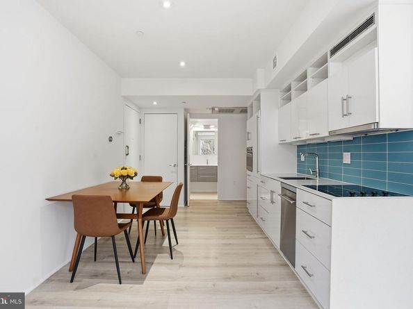 2424 17TH Street NW 101, Washington DC 20009