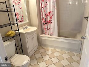 1010 Arch Street 603, Philadelphia PA 19107