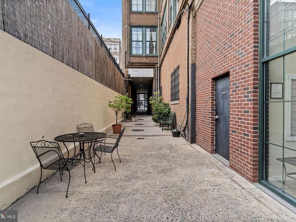 1010 Arch Street 603, Philadelphia PA 19107