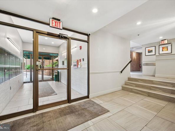 19 Rock Hill Road 7D, Bala Cynwyd PA 19004