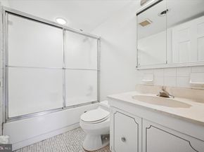 19 Rock Hill Road 7D, Bala Cynwyd PA 19004