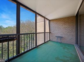 19 Rock Hill Road 7D, Bala Cynwyd PA 19004