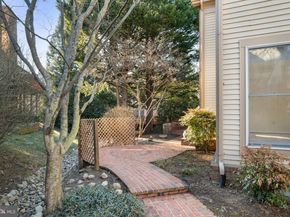 3402 Walnut Hill Court, Falls Church VA 22042