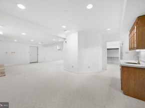 3402 Walnut Hill Court, Falls Church VA 22042