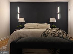 228 Rock Street, Philadelphia PA 19128