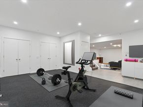 707 S 15TH Street, Philadelphia PA 19146