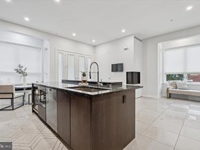 707 S 15TH Street, Philadelphia PA 19146