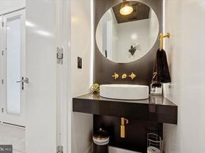 707 S 15TH Street, Philadelphia PA 19146