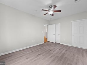 801 S Greenbrier Street 215, Arlington VA 22204