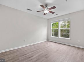 801 S Greenbrier Street 215, Arlington VA 22204