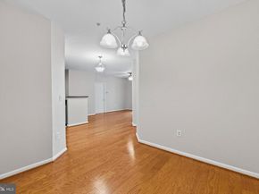 801 S Greenbrier Street 215, Arlington VA 22204